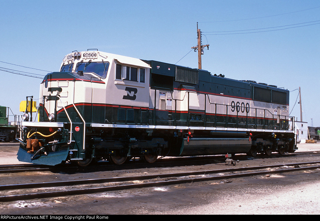 BN 9600, EMD SD70MAC, New at BN's Clyde Yard